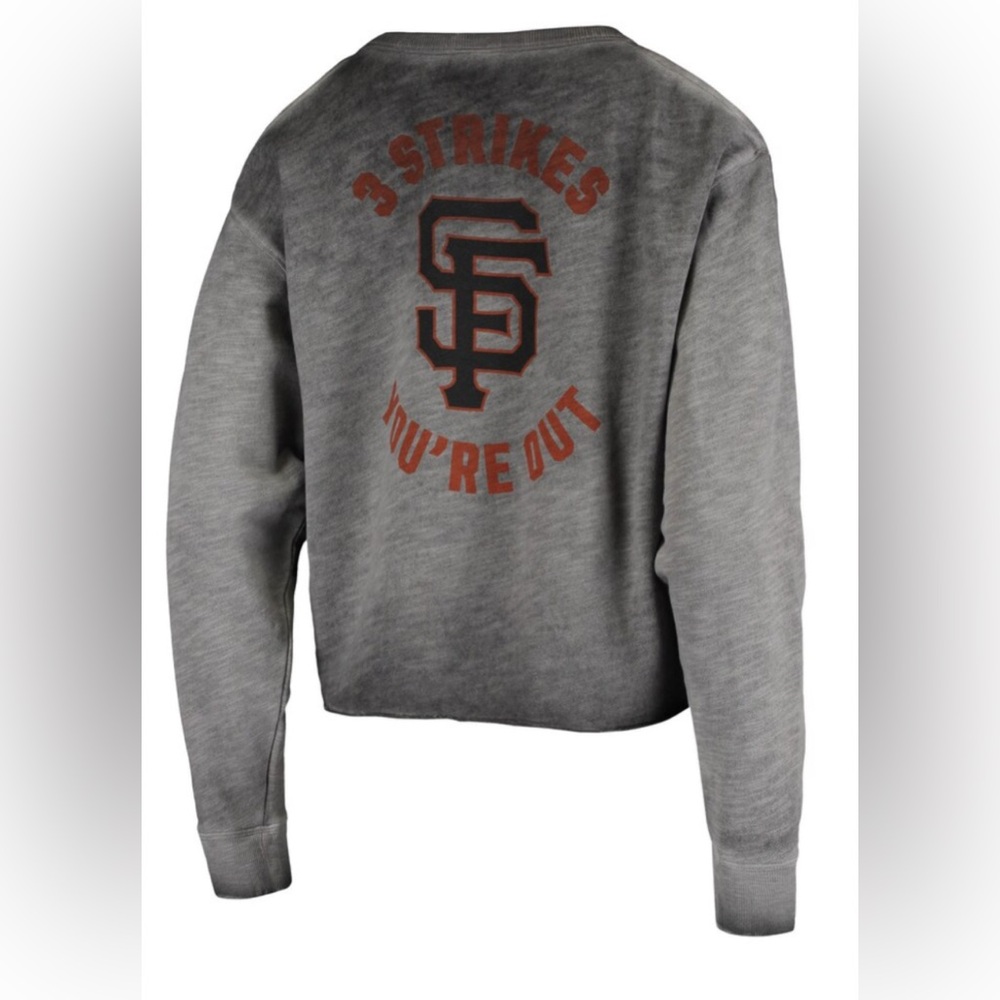 Victoria's Secret SF Giants Cropped Cold Shoulder Long Sleeve T-Shirt. NWT - Picture 3 of 6